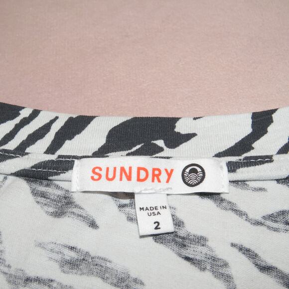 Sundry Zebra Animal Print Oversized Short Sleeve T-Shirt - Picture 8 of 10